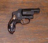 Smith and Wesson
model 442 38spl+P NIB - 1 of 3