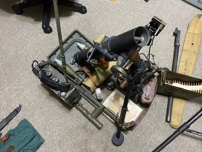 ***DEACTIVATED*** ORIGINAL WWII DATE M2 60MM MORTAR WITH POPPING EXTRAS