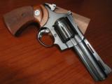 Colt Diamondback 38 Special 4-inch Blue - 3 of 15