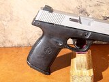 Smith & Wesson - Model SW40V, .40 S&W. 4