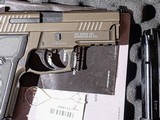 Sig Sauer - P229R Legion, 9mm. 3.9