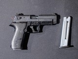 Sig Sauer - Mosquito, .22 LR. 4