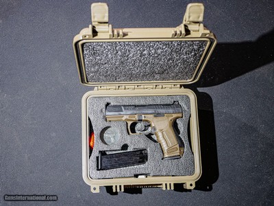 Walther - P99 AS Final Edition, Drab Green Finish, 9mm. 4
