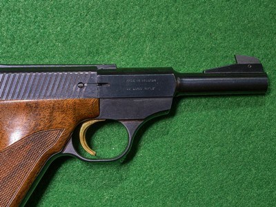 Browning - Challenger, Made In Belgium, .22 LR. 4.5