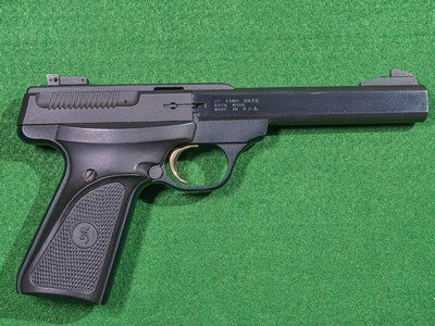 Browning - Buckmark, .22 LR. 5 1/2