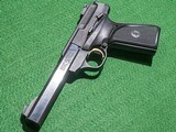 Browning - Buckmark, .22 LR. 5 1/2