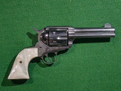 Ruger - Vaquero, Stainless Finish, .45 LC. 4 3/4