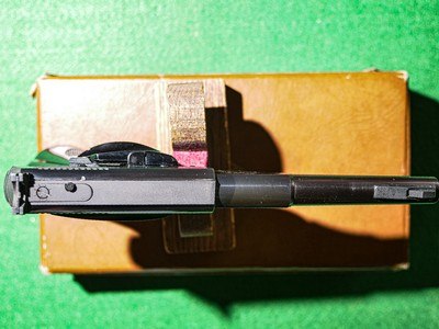 Colt - Woodsman, 2nd Series, .22 LR. 4 1/2