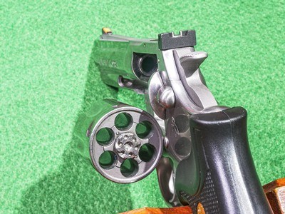 Colt - King Cobra, Bright Stainless Finish, 
