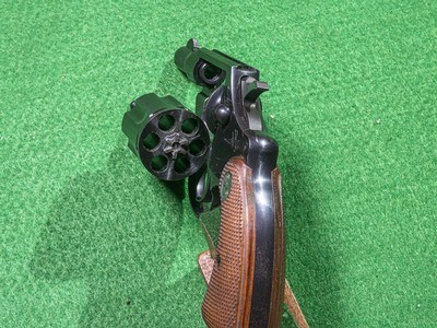 Colt - Detective Special, Blued Finish, .32 New Police. 2