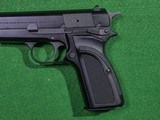 Browning - Hi Power, Blued Finish, 9mm. 4.7