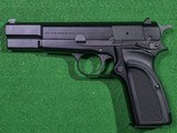 Browning - Hi Power, Blued Finish, 9mm. 4.7