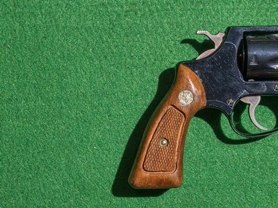 Smith & Wesson - J Frame Model 37 Airweight, Blued Finish, .38 Special. 2