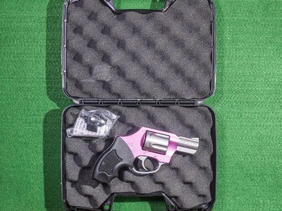 Charter Arms - Pink Lady Revolver, .38 Special. 2