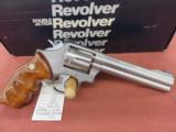 Smith & Wesson 648 - 1 of 2