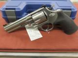 Smith & Wesson 629-6 - 2 of 2