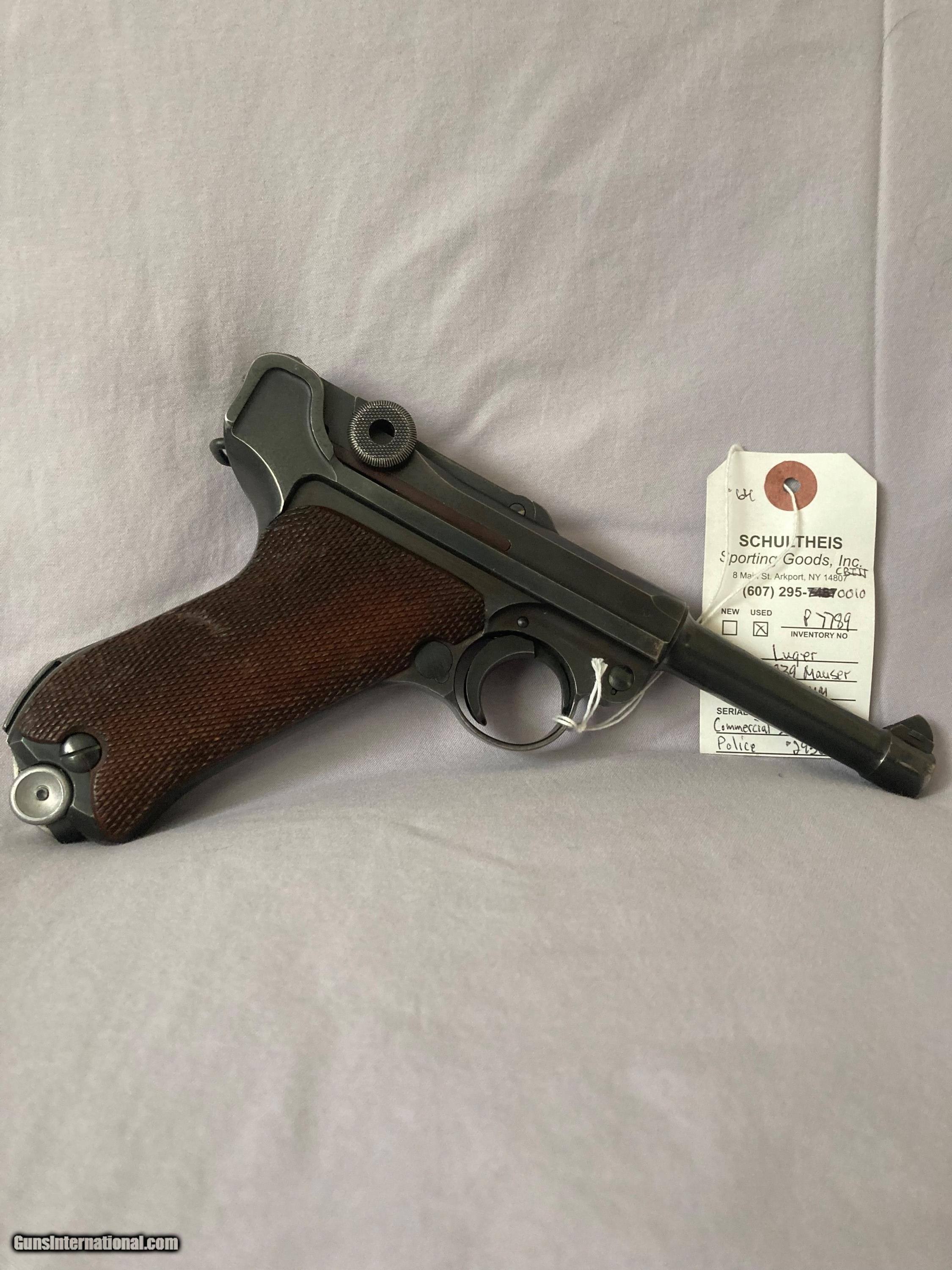 Luger Mauser Banner 1939