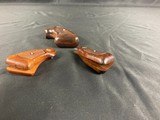 S & W
J frame wood grips, 3 pair - 4 of 5