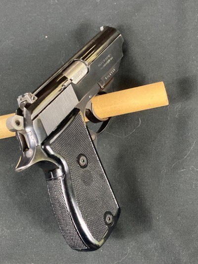 Astra Constable 22 LR. - Image 5 of 7