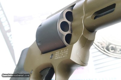 S&W 681-4 DA, Performance Center Revolver, as NIB, BEL0219, A-1643 - Image 5 of 15