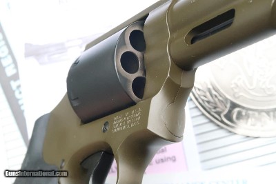 S&W 681-4 DA, Performance Center Revolver, as NIB, BEL0219, A-1643 - Image 6 of 15