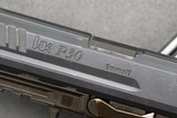 H&K P30 Pistol, Basel Police Contract, Case, Spare Magazine, 129-006722, I-1252 - 4 of 11