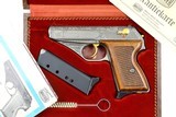 Mauser, HSc, Engraved, Cased Pistol,
9mmKurz, 00.8529, FB00910 - 1 of 14