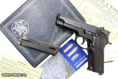 S&W, Model 59, Near NIB, Spare Mag, A179119, A-1795