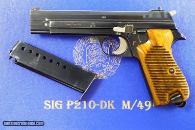 SIG, M49,
Danish Military Pistol, Boxed. 9mmP, 10612, FB00896