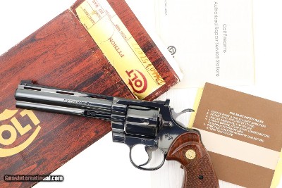 Colt Python, Matching Factory box, Made in 1979, V51077, FB01429
