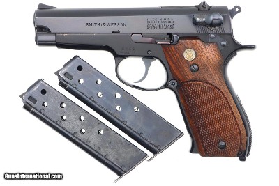 Exceptional, Early S&W Model 39 Pistol, Boxed, 6844, FB01603 - Image 1 of 15