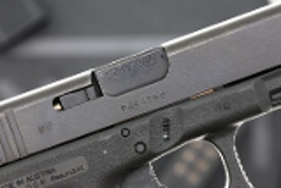 Glock 19 Gen 3 Police Pistol, Geneva Canton Police, PGE1566, FB02103 - Image 4 of 10