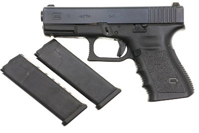 Glock 19 Gen 3 Police Pistol, Geneva Police, PGE0262, FB02100 - Image 2 of 16