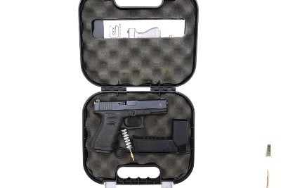 Glock 19 Gen 3 Police Pistol, Geneva Police, PGE0262, FB02100 - Image 1 of 16