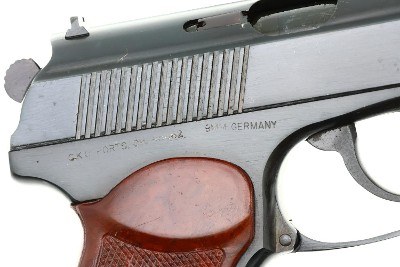 Russian Izhevsk Military Makarov Pistol, dated 1983, CT2582, FB00472 - Image 4 of 11