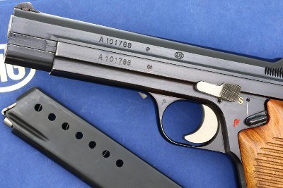 SIG P49 High Polish Swiss Military Pistol, A101788, FB02374 - Image 5 of 13