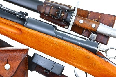 Swiss Bern K31 Military rifle, Matching Bayonet, Mag Pouch, 915017, FB02383