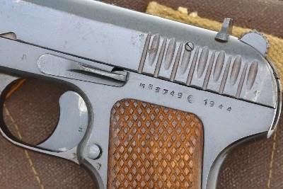 Russian Military Tokarev made 1944, late WWII grips, rig, MB3749, FB01722 - Image 2 of 18