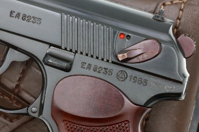 Russian Izhevsk Arsenal Makarov Rig, 1966 date, 8235, FB00358 - Image 3 of 16