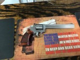 Smith and Wesson 686 357 Magnum 8 3/8no dash - 2 of 4