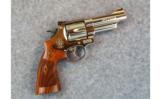 Smith & Wesson Model 29-10 44 Rem Magnum - 1 of 2