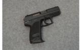 Heckler & Koch ~ USP Compact ~ 40 S&W - 1 of 2