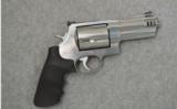 Smith & Wesson Model 500500 S&W Magnum - 1 of 2