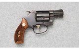 Smith & Wesson ~ Model 36-10 ~ .38 S & W Special - 1 of 2