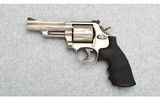 Smith & Wesson ~ 686-5 Mountain Gun ~ .357 Magnum - 2 of 3