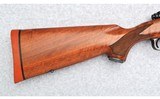 Winchester ~ Model 70 Classic Super Grade ~ .300 Winchester Magnum - 2 of 10