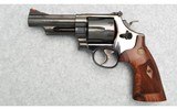 Smith & Wesson ~ 29-10 ~ .44 Magnum - 2 of 3