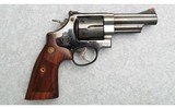 Smith & Wesson ~ 29-10 ~ .44 Magnum - 1 of 3