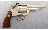 Smith & Wesson
19 4
.357 Magnum