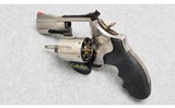 Smith & Wesson ~ 686-4 ~ .357 Magnum - 3 of 3